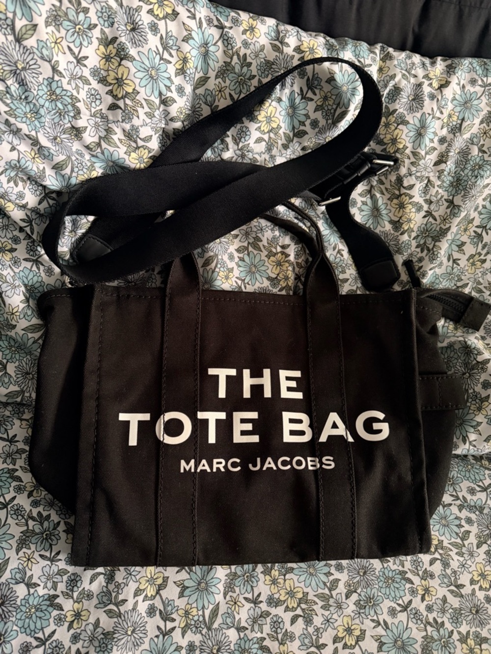 Marc Jacobs The Tote Bag - Black